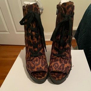 Leopard print platform boots